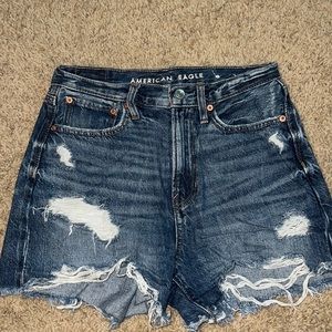 90s boyfriend shorts American eagle